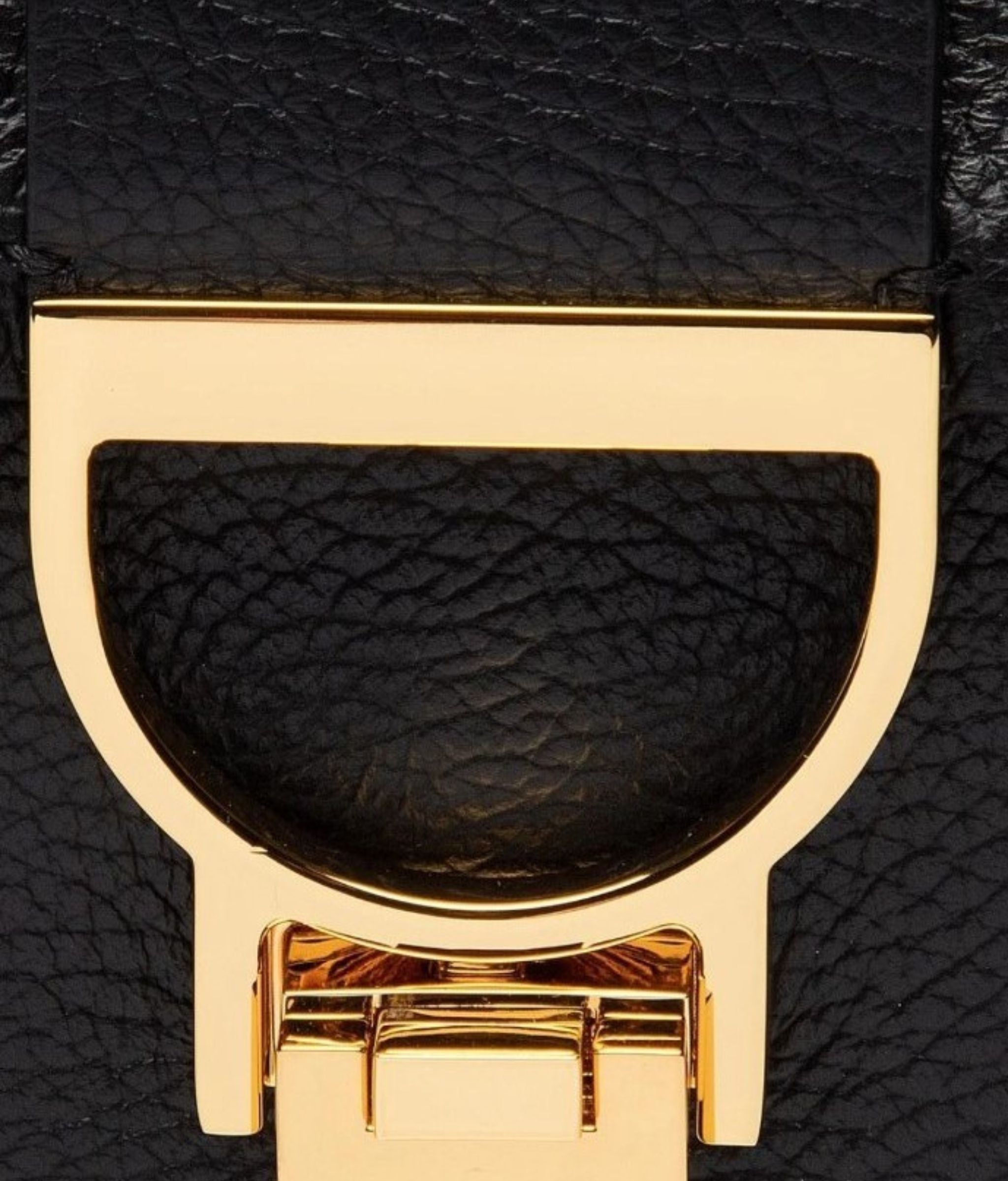 Coccinelle Arlettis Black Leather Crossbody Bag|შავი ტყავის მხარზე გადასაკიდი ჩანთა